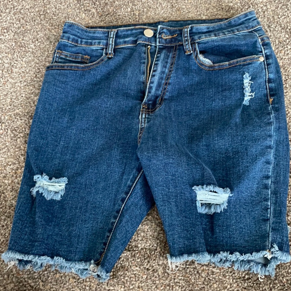 Shein. Size M. Manufactured ripped shorts.